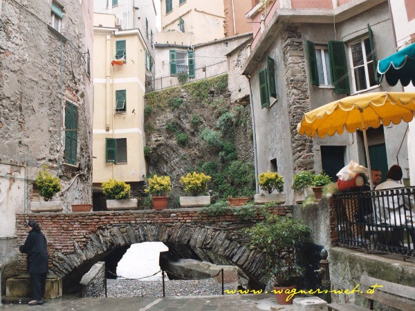 CINQUE TERRE - Vernazza
