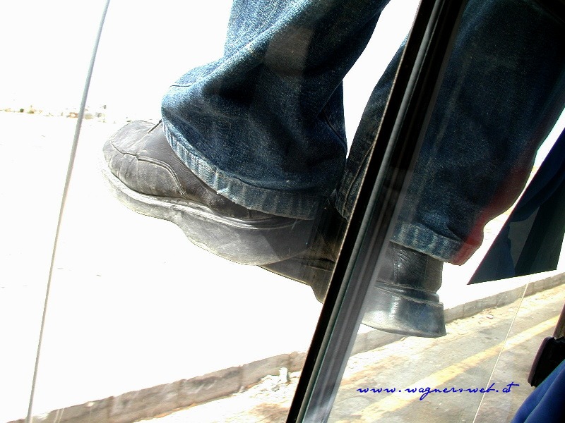 ÄGYPTEN - HURGHADA Der Kameramann wechselt zu unserem Wagen