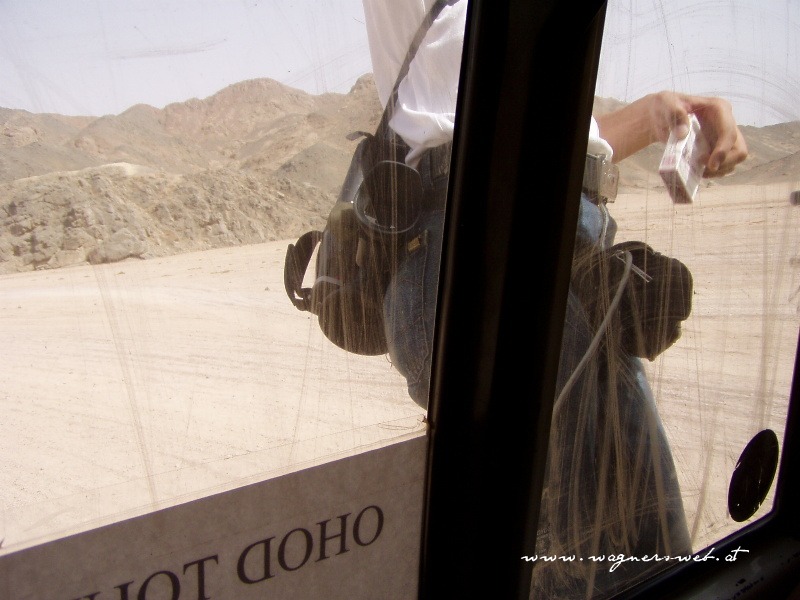 ÄGYPTEN - HURGHADA bei 60 km/h ein Zigarettchen