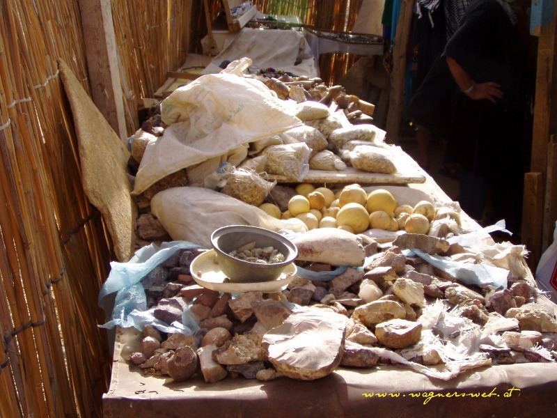 ÄGYPTEN - HURGHADA Fundstücke aus der Wüste