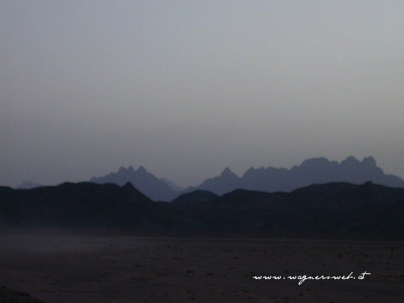 ÄGYPTEN - HURGHADA Nacht in der Wüste