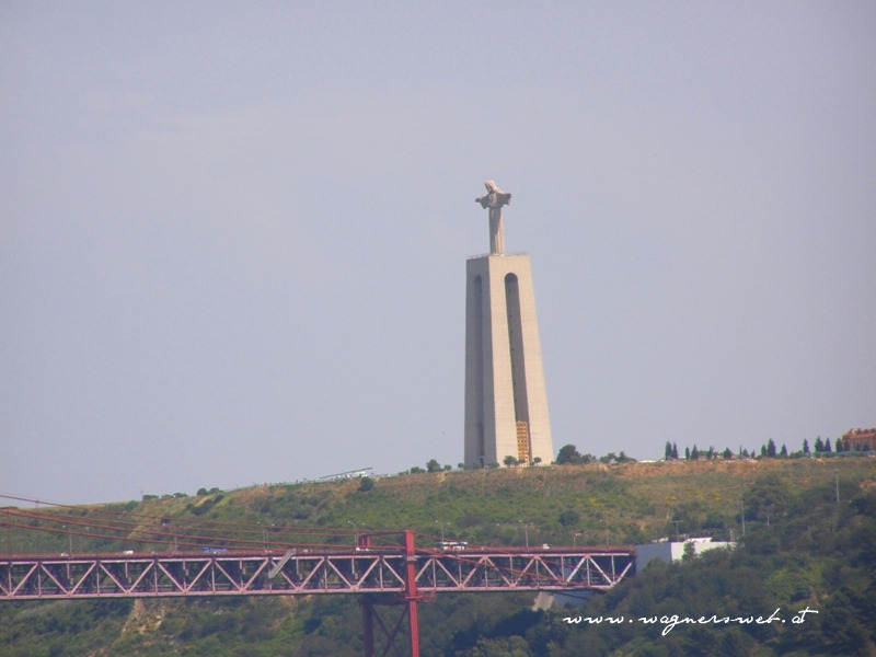 cristo-rei-statue