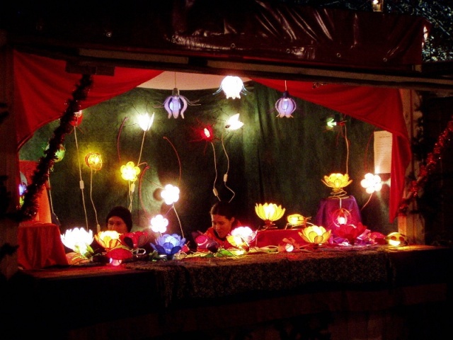 CHRISTKINDLMARKT - WEIHNACHTSMARKT