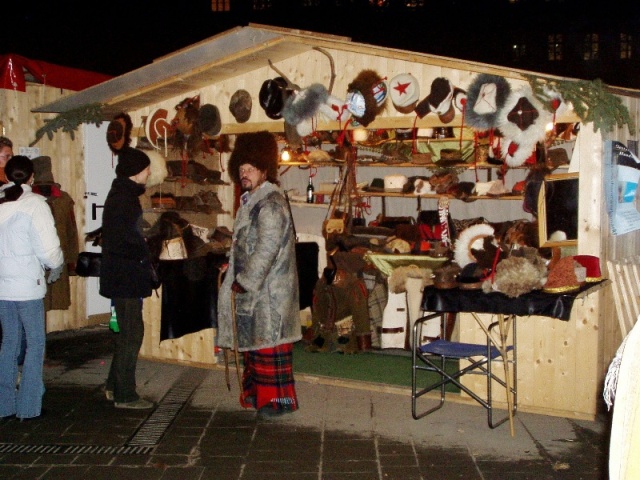 CHRISTKINDLMARKT - WEIHNACHTSMARKT