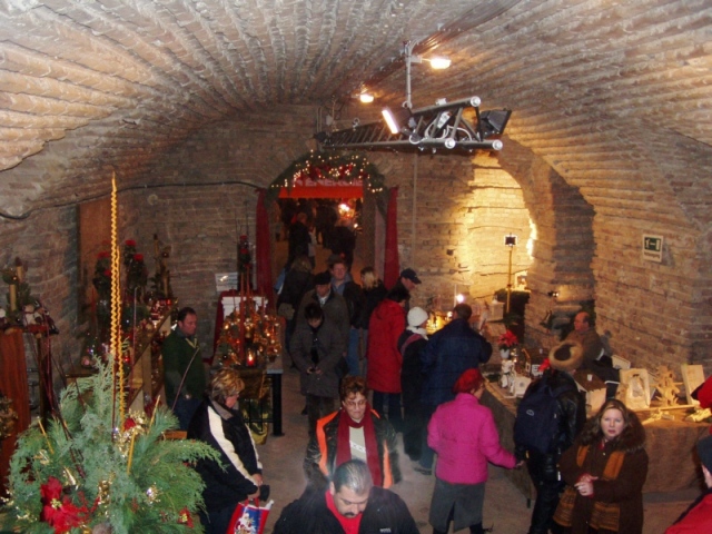 CHRISTKINDLMARKT - WEIHNACHTSMARKT