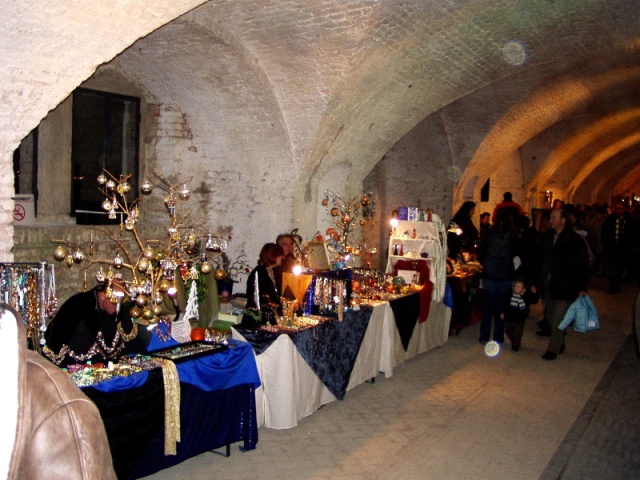 CHRISTKINDLMARKT - WEIHNACHTSMARKT