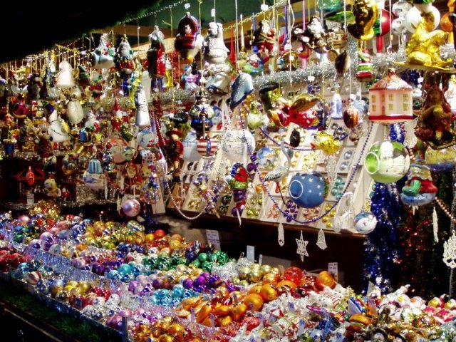 CHRISTKINDLMARKT - WEIHNACHTSMARKT