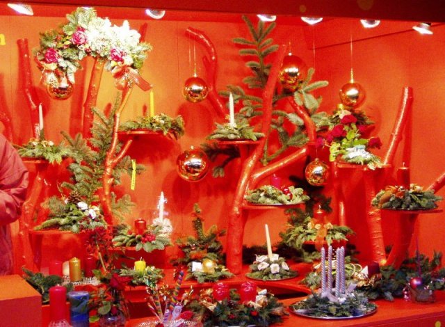 CHRISTKINDLMARKT - WEIHNACHTSMARKT