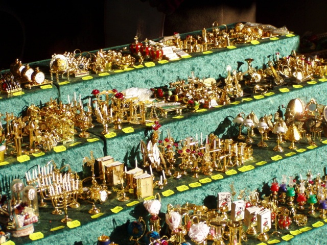 CHRISTKINDLMARKT - WEIHNACHTSMARKT