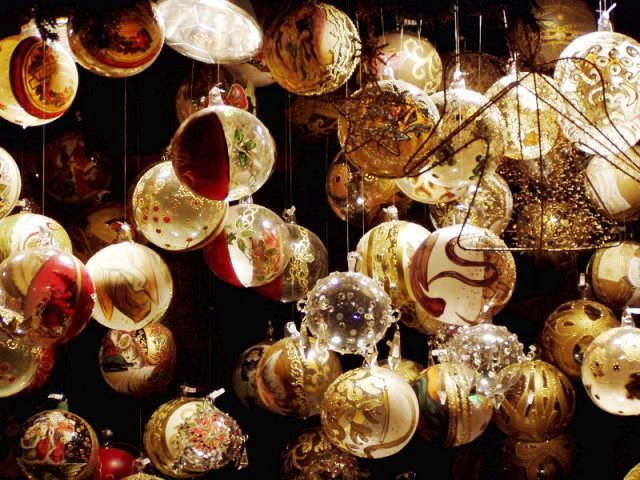 CHRISTKINDLMARKT - WEIHNACHTSMARKT